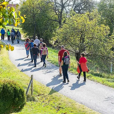 Apartament Mit Garten In Ruhiger Lage Am Waldrand