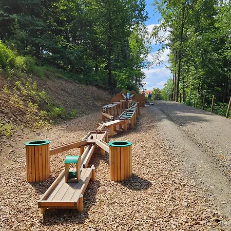 Mit Garten In Ruhiger Lage Am Waldrand *